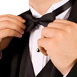 HOW TO TIE A BOW TIE